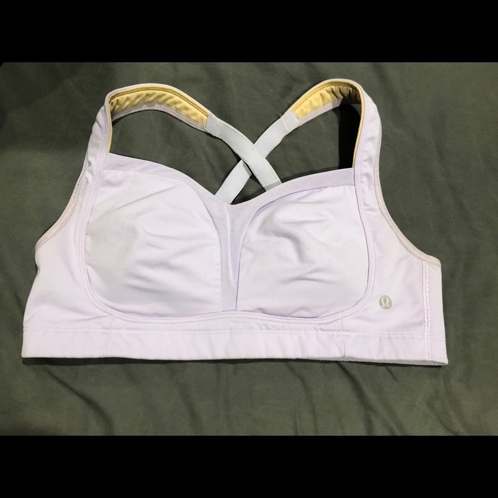 Lululemon Ta Ta Tamer Sports Bra Lilac 36C